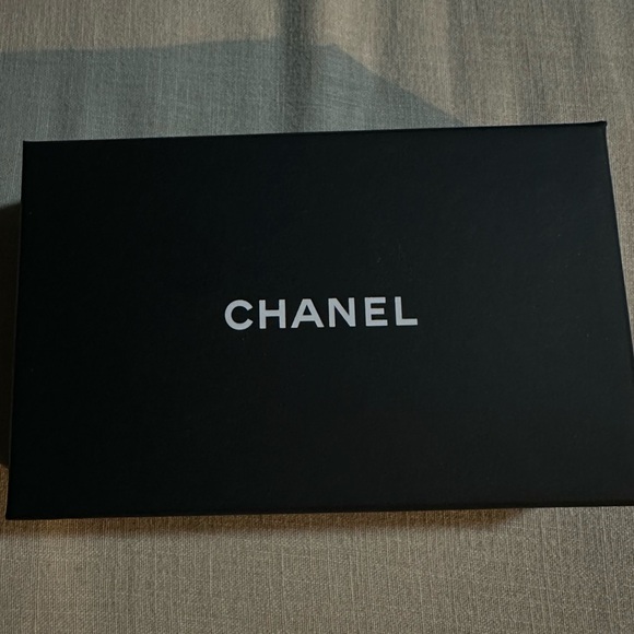CHANEL wallet card holder - Picture 4 of 6